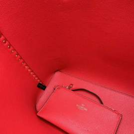 Picture of Valentino Handbags _SKUfw192487323fw